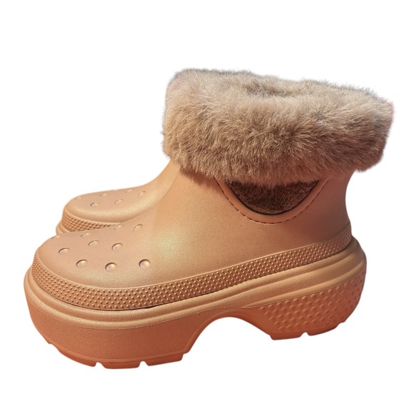 Crocs Stomp Faux Fur Lined Boots - Picture 2 of 7